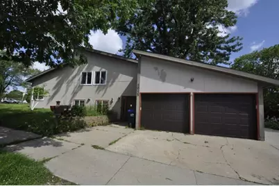 1015 12th Street NW, Rochester, MN 55901 - Photo 1