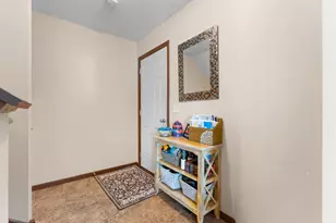 5270 Foxfield Dr NW, Rochester, MN 55901 - Photo 11