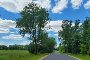 339 144th Ave, Houlton, WI 54082 - Photo 15