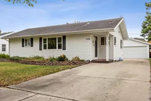 1702 4th St S, Moorhead, MN 56560 - Photo 1