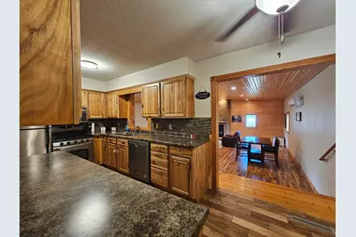 804 6th Avenue SE, Pipestone, MN 56164 - Photo 13