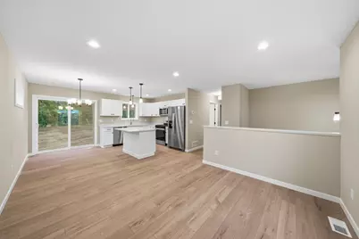 256 Dakota Avenue, Roberts, WI 54023 - Photo 5