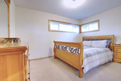 1008 W 80 1/2 Street, Bloomington, MN 55420 - Photo 9