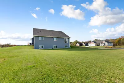 920 Amelia Court NE, Montgomery, MN 56069 - Photo 15