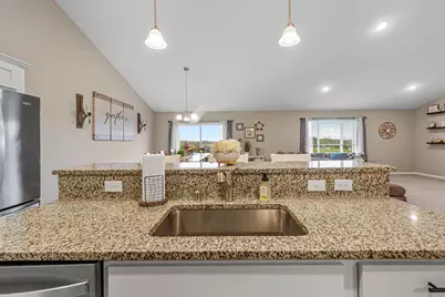 920 Amelia Court NE, Montgomery, MN 56069 - Photo 25