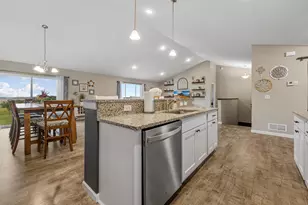 920 Amelia Ct NE, Montgomery, MN 56069 - Photo 27