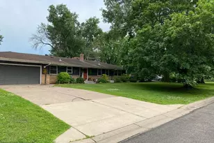 1952 Oak Knoll Dr, White Bear Lake, MN 55110 - Photo 29