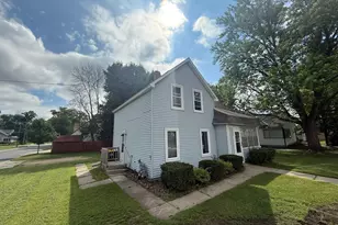 20660 Holyoke Ave, Lakeville, MN 55044 - Photo 3