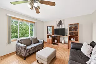 4156 Hilltop Ln, Eagan, MN 55123 - Photo 5