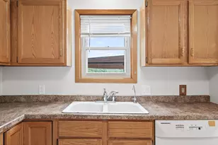 4156 Hilltop Ln, Eagan, MN 55123 - Photo 35