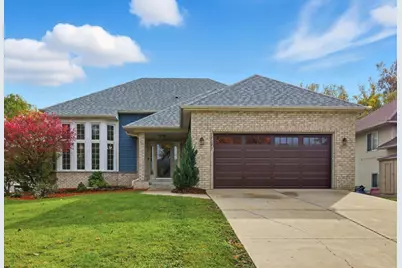 17245 33rd Avenue N, Plymouth, MN 55447 - Photo 1