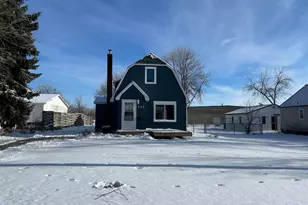 533 Huron St SE, Hutchinson, MN 55350 - Photo 1