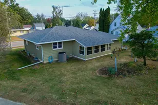 403 N Lake St, Lake Mills, IA 50450 - Photo 31