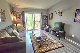 2063 N Park Dr, Saint Paul, MN 55119 - Photo 3