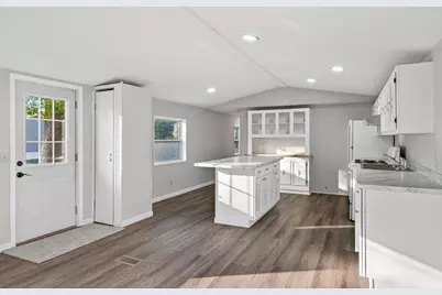 1213 96th Lane NE, Blaine, MN 55434 - Photo 7