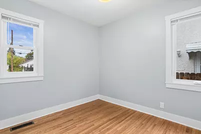 4635 Emerson Avenue N, Minneapolis, MN 55412 - Photo 17