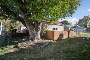 3940 Brunswick Ave S, Saint Louis Park, MN 55416 - Photo 29