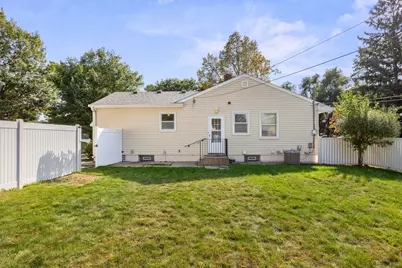 1435 Price Avenue, Maplewood, MN 55109 - Photo 17