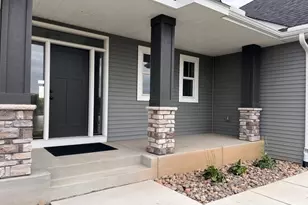 21057 Tippecanoe St NE, East Bethel, MN 55011 - Photo 5