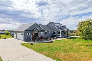 5892 Cambridge Hill Rd SE, Rochester, MN 55904 - Photo 7