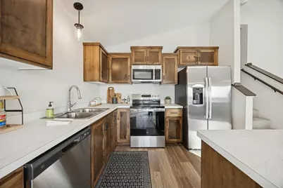 1108 45th Avenue NE, Saint Cloud, MN 56304 - Photo 9