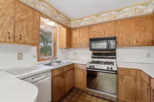 253 Stardust Blvd, Circle Pines, MN 55014 - Photo 15