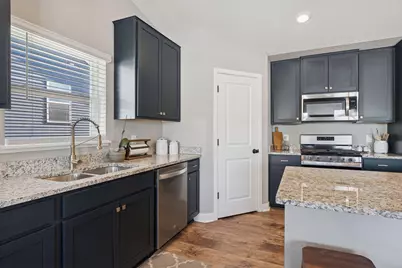 9290 62nd Street S, Cottage Grove, MN 55016 - Photo 5