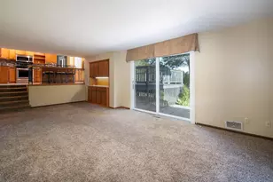 1810 Mary Ln, North Mankato, MN 56003 - Photo 11