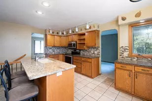 1810 Mary Ln, North Mankato, MN 56003 - Photo 7