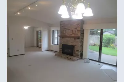 1160 Black Oaks Lane N, Plymouth, MN 55447 - Photo 5