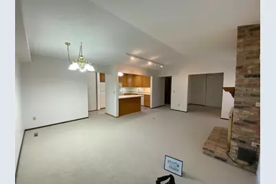 1160 Black Oaks Lane N, Plymouth, MN 55447 - Photo 3