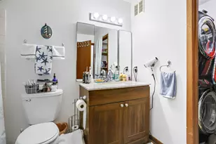 2058 Pathways Dr, Saint Paul, MN 55119 - Photo 13