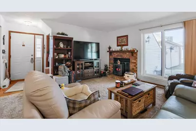 2058 Pathways Drive #9, Saint Paul, MN 55119 - Photo 7