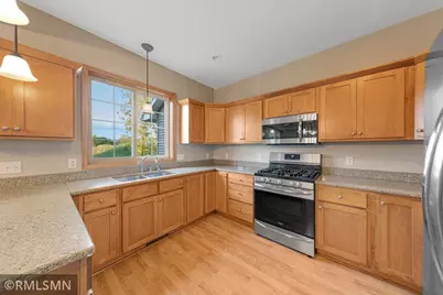 1107 Shumway Court, Faribault, MN 55021 - Photo 17