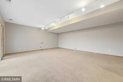 1107 Shumway Court, Faribault, MN 55021 - Photo 37