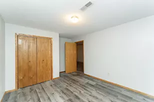 209 E Henry St, Le Roy, MN 55951 - Photo 25