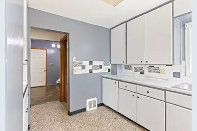 602 Minnesota Avenue, Albert Lea, MN 56007 - Photo 13