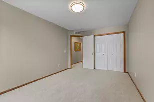 9207 W 136th St, Savage, MN 55378 - Photo 41