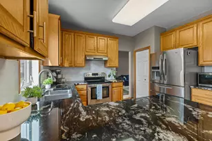 9207 W 136th St, Savage, MN 55378 - Photo 19
