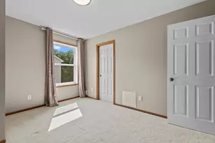 9207 W 136th St, Savage, MN 55378 - Photo 37