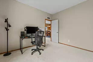 9207 W 136th St, Savage, MN 55378 - Photo 27