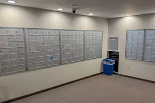 66 9th St E, Saint Paul, MN 55101 - Photo 29