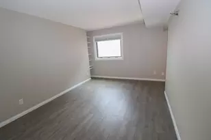 66 9th St E, Saint Paul, MN 55101 - Photo 9