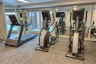 66 9th St E, Saint Paul, MN 55101 - Photo 23