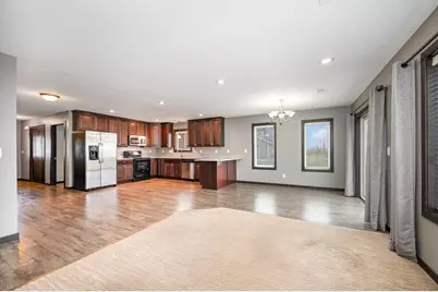 905 Wencel Avenue NE, New Prague, MN 56071 - Photo 11