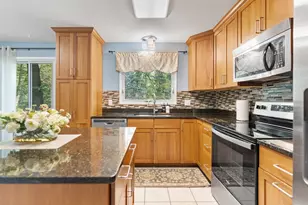 12808 Pheasant Run, Burnsville, MN 55337 - Photo 5