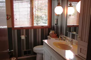 805 S 10th St, Montevideo, MN 56265 - Photo 39