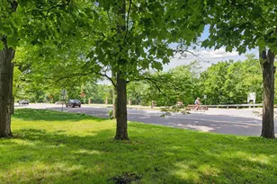 1065 Colby St, Saint Paul, MN 55116 - Photo 15