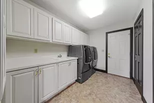 1308 Greenleaf Rd, Faribault, MN 55021 - Photo 25