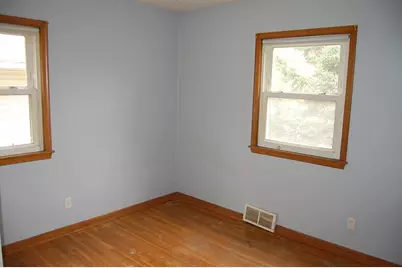 1048 Dale Street N, Saint Paul, MN 55117 - Photo 7